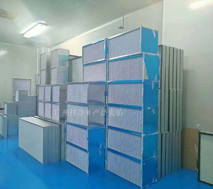 根據(jù)我國有關(guān)規(guī)范可將空氣過濾器劃分為粗效、中效、高效、亞高效、高效和超高效六大類。